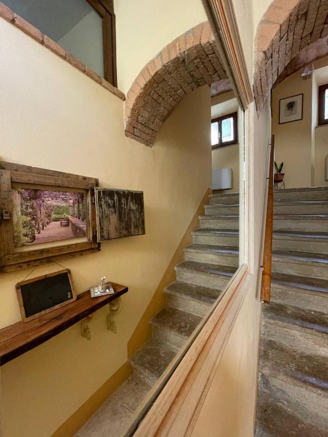 Ferienwohnung Antica Casa Del Glicine Poggibonsi Exterior foto