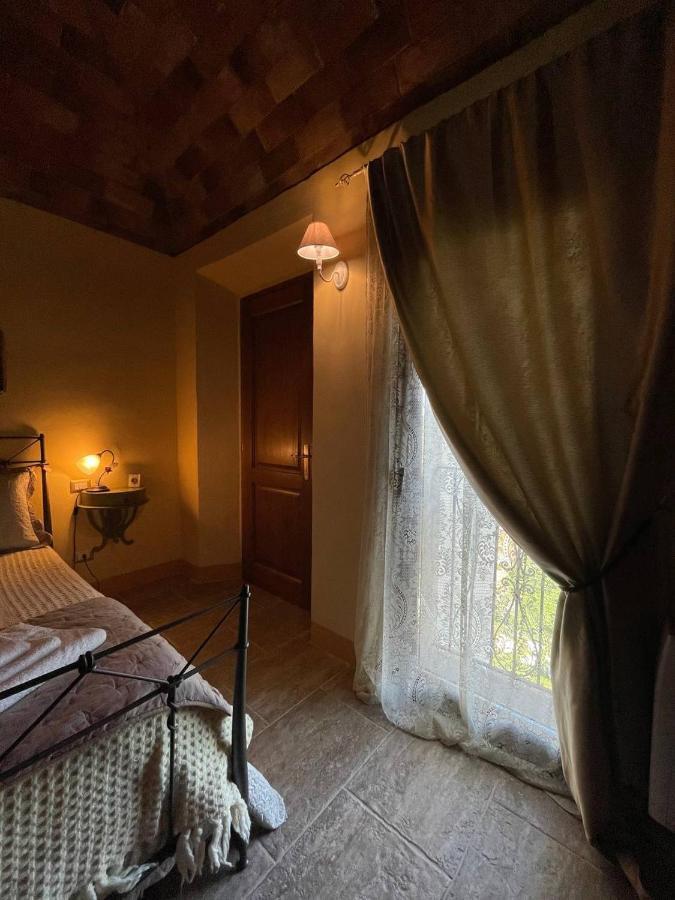 Ferienwohnung Antica Casa Del Glicine Poggibonsi Exterior foto